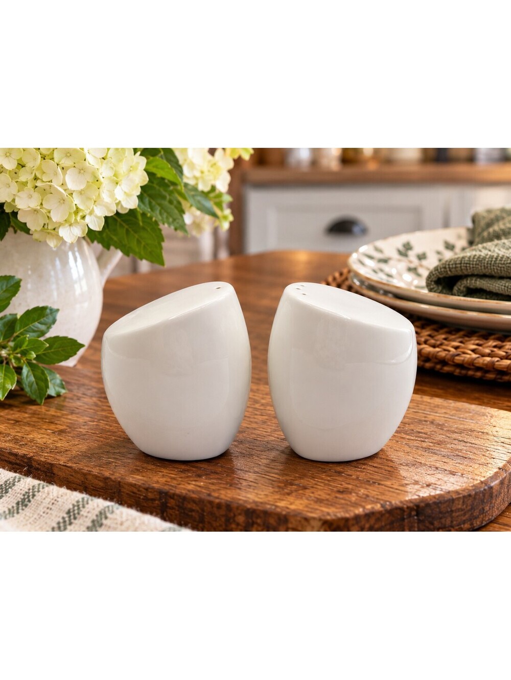Nambé Skye Salt & Pepper Shakers White Bone China Robin Levien Discontinued